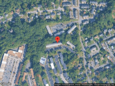 Dara Dr, Unit 102, Woodbridge, VA 22125