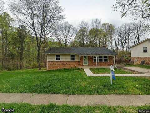 Colby Dr, Woodbridge, VA 22125