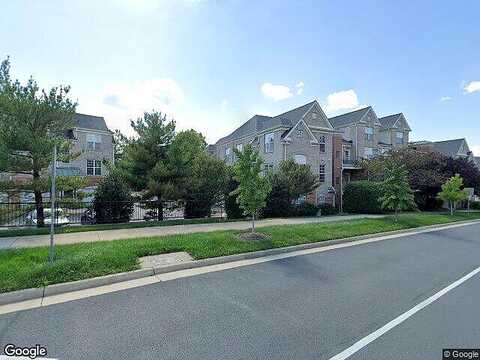 Abington Hall Pl, Unit 301, Reston, VA 20190