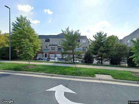 Abington Hall Pl, Unit 201, Reston, VA 20190