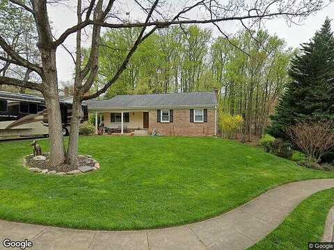Skipjack Ct, Woodbridge, VA 22125