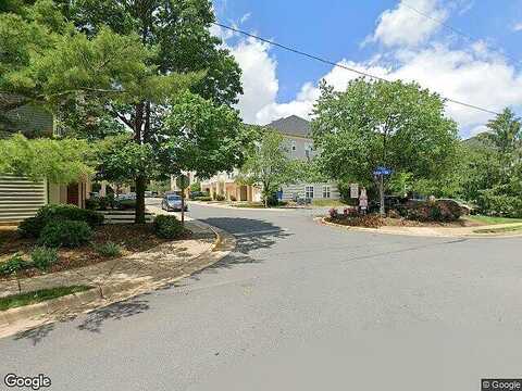 Westbrook Mill Ln, Unit 201, Fairfax, VA 22030