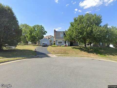 Sun Briar Ct, New Market, VA 22847