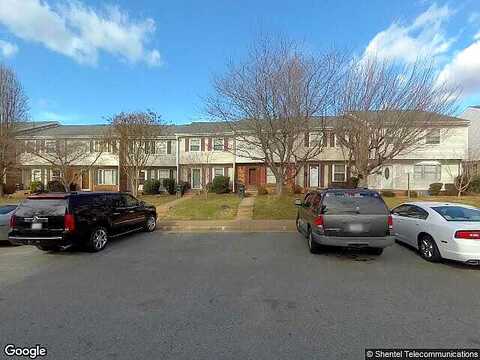 Kettering Ln, Lynchburg, VA 24503
