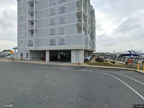 W Main St, Unit 404, Crisfield, VA 23417