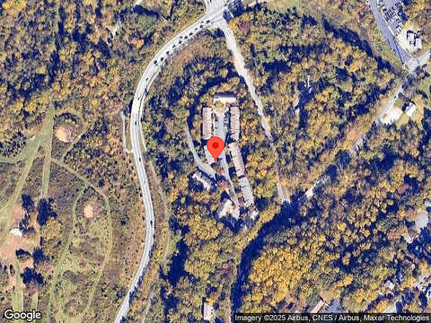 Melbourne Park Cir, Unit B, Charlottesville, VA 22901