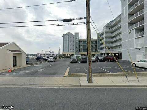 Dock St, Unit 402, Crisfield, VA 23417