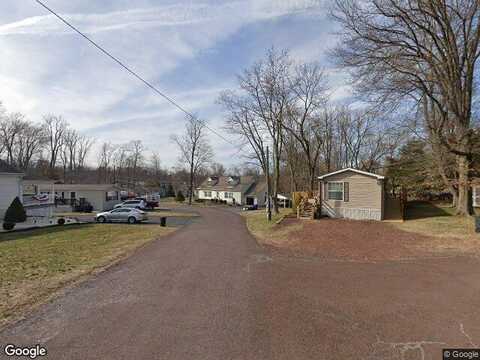 Roeder Ln, Sellersville, PA 18960