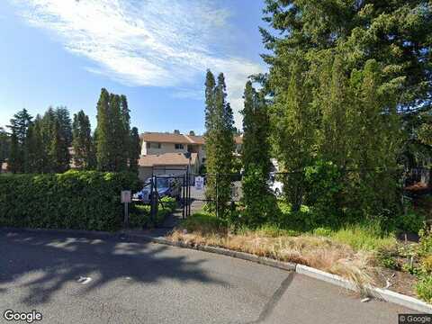 37Th Street W, University Place, WA 98466