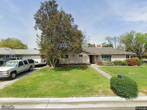 E Blushing Dr, Fresno, CA 93727