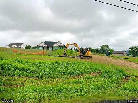 Long Ln, Walnutport, PA 18088