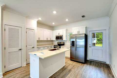 Date Palm Lane, Freeport, FL 32439