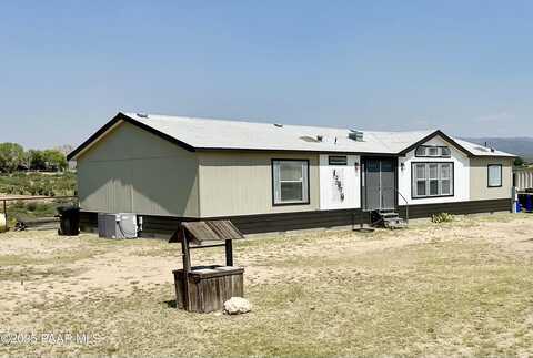 W Cedar Street, Skull Valley, AZ 86338