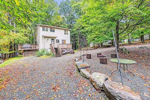 Wallenpaupack Drive, Paupack, PA 18436