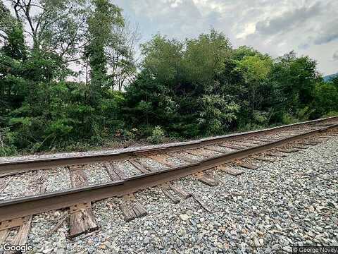 Cling Ln, Crozet, VA 22932