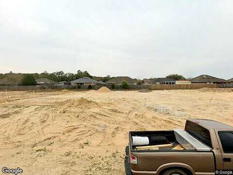 Lee Farm Blvd, Crestview, FL 32536
