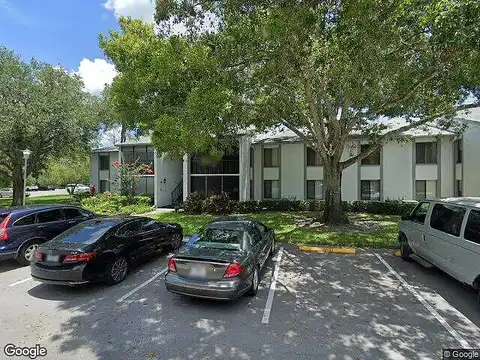 Pine Ridge Cir W #C1, TARPON SPRINGS, FL 34688