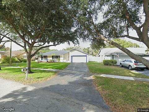 Sw 87Th Avenue, Davie, FL 33328
