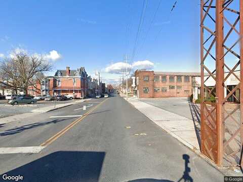 Scull St, Lebanon, PA 17046
