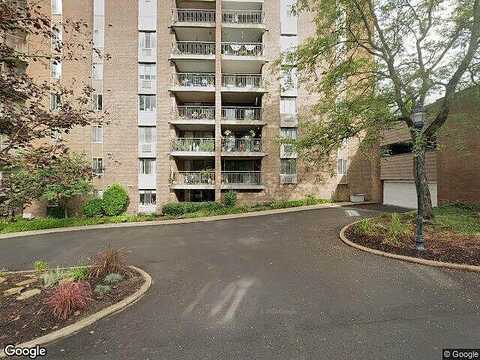 Grant St #401, Sewickley, PA 15143
