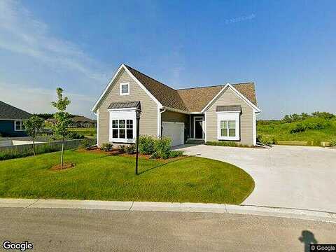 Smart Court, Waukesha, WI 53189