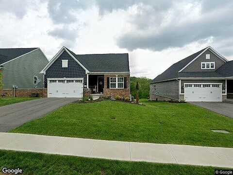 Dana Dr, Nottingham, PA 15330