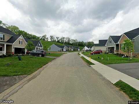 Dana Dr, Nottingham, PA 15330