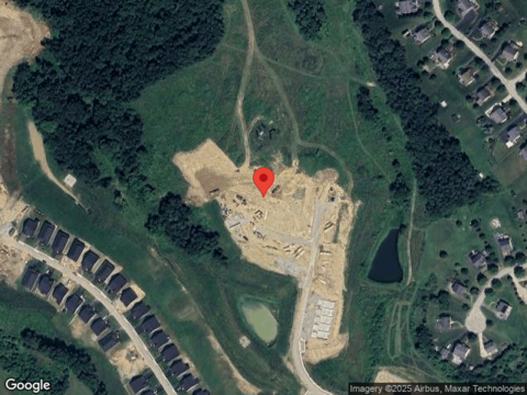 Olivia Dr, Nottingham, PA 15330