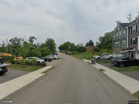 Greenwood Dr, Strabane, PA 15317