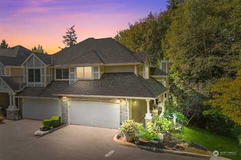 Se Cougar Mountain Way, Bellevue, WA 98006