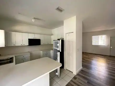 Ne 27Th Ter, Homestead, FL 33033
