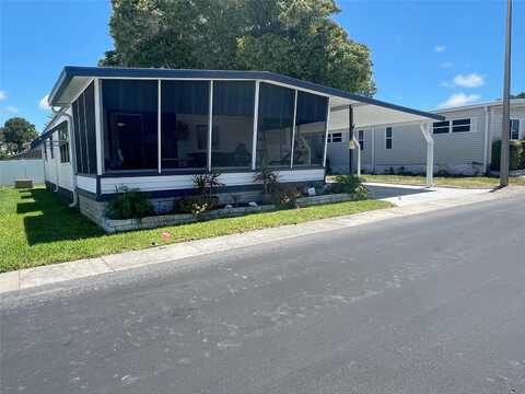 Royal Palm Circle, Largo, FL 33778