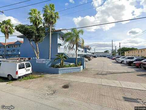 W 68Th St, Hialeah, FL 33014