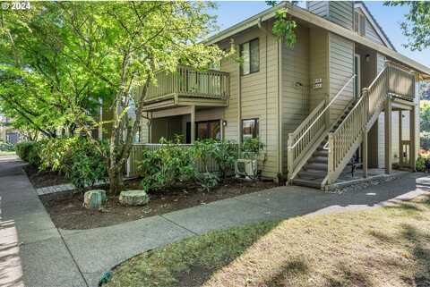Lake Isle Ct, Eugene, OR 97401