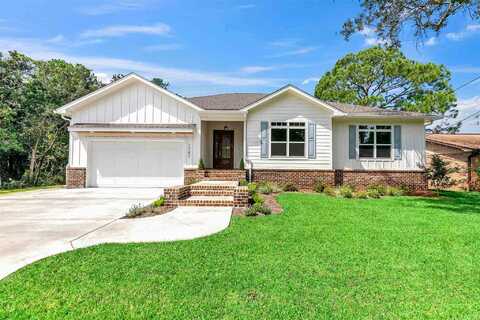 Salem Ave, Navarre, FL 32566