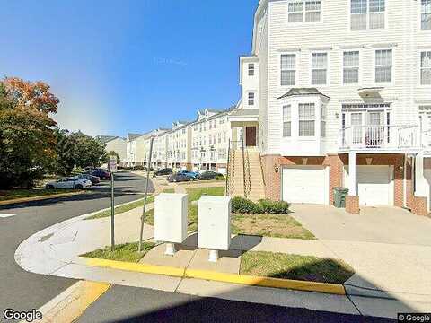 Davinci Lane, Herndon, VA 20171