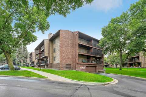 W 101St Street, Bloomington, MN 55438