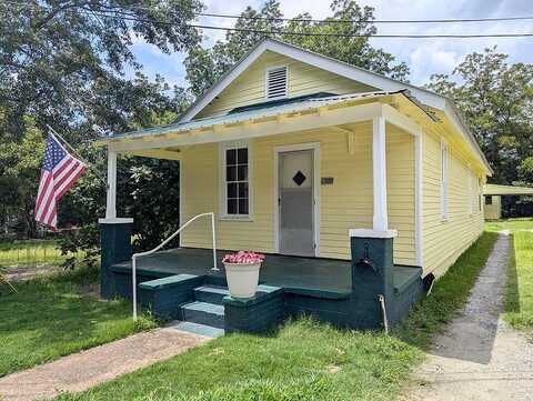10Th, PHENIX CITY, AL 36867