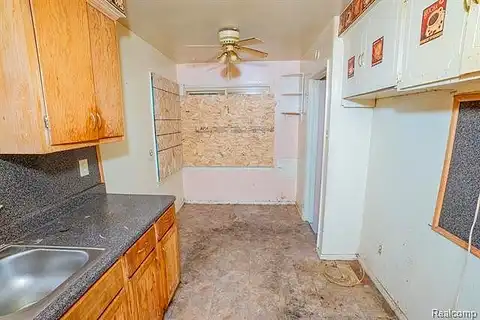 Glenfield, DETROIT, MI 48213