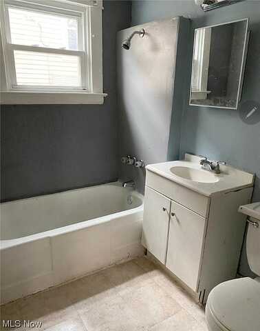 Coit, CLEVELAND, OH 44110