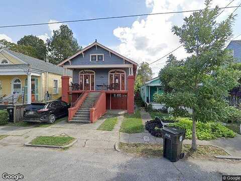 Pelican, NEW ORLEANS, LA 70114