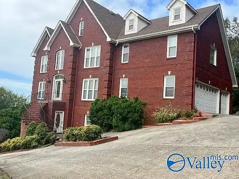 Governors Bend, HUNTSVILLE, AL 35801