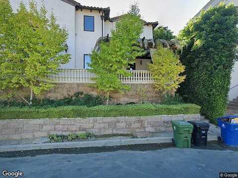 Travis, LOS ANGELES, CA 90049