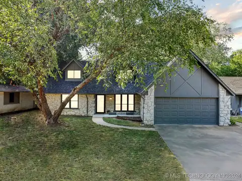 Oak, BROKEN ARROW, OK 74012