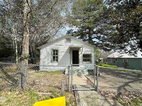 Julia, HUNTSVILLE, TX 77320