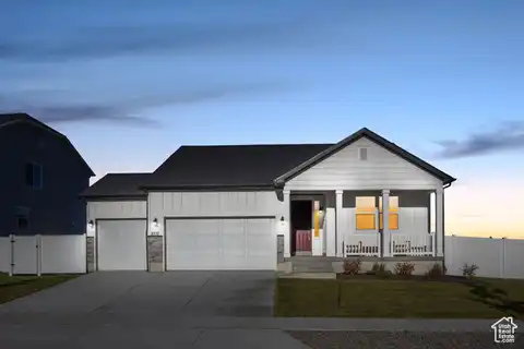 Tiffany, LAKE POINT, UT 84074