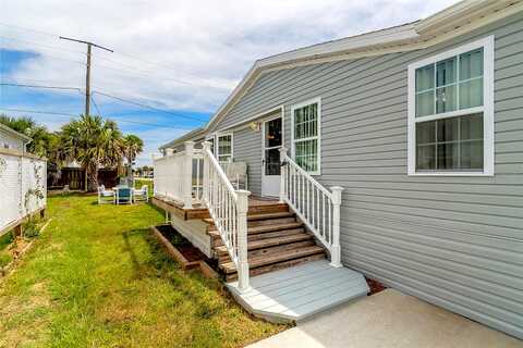 Maple, EDGEWATER, FL 32141