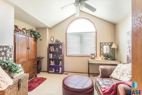Brandy Wine, SIOUX FALLS, SD 57108