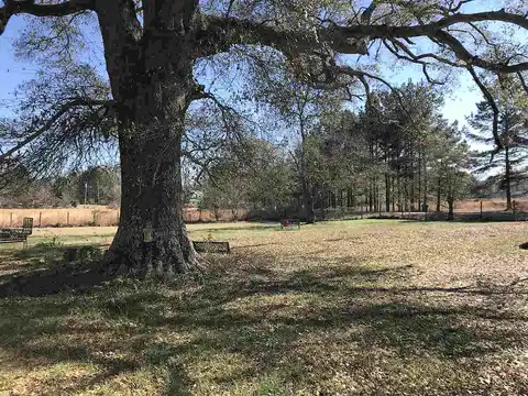 Lee, CRYSTAL SPRINGS, MS 39059