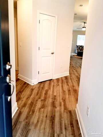 Brimwood Cir # 5D, Cantonment, FL 32533